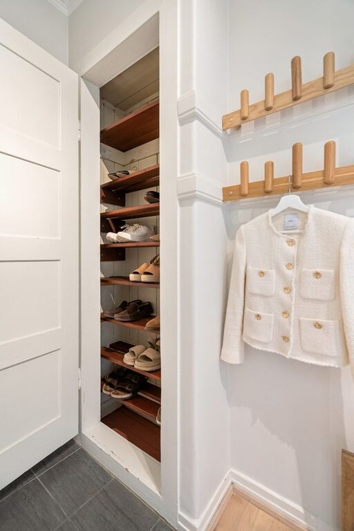 Small Space Storage Ideas That Work: Maximize Every Inch
